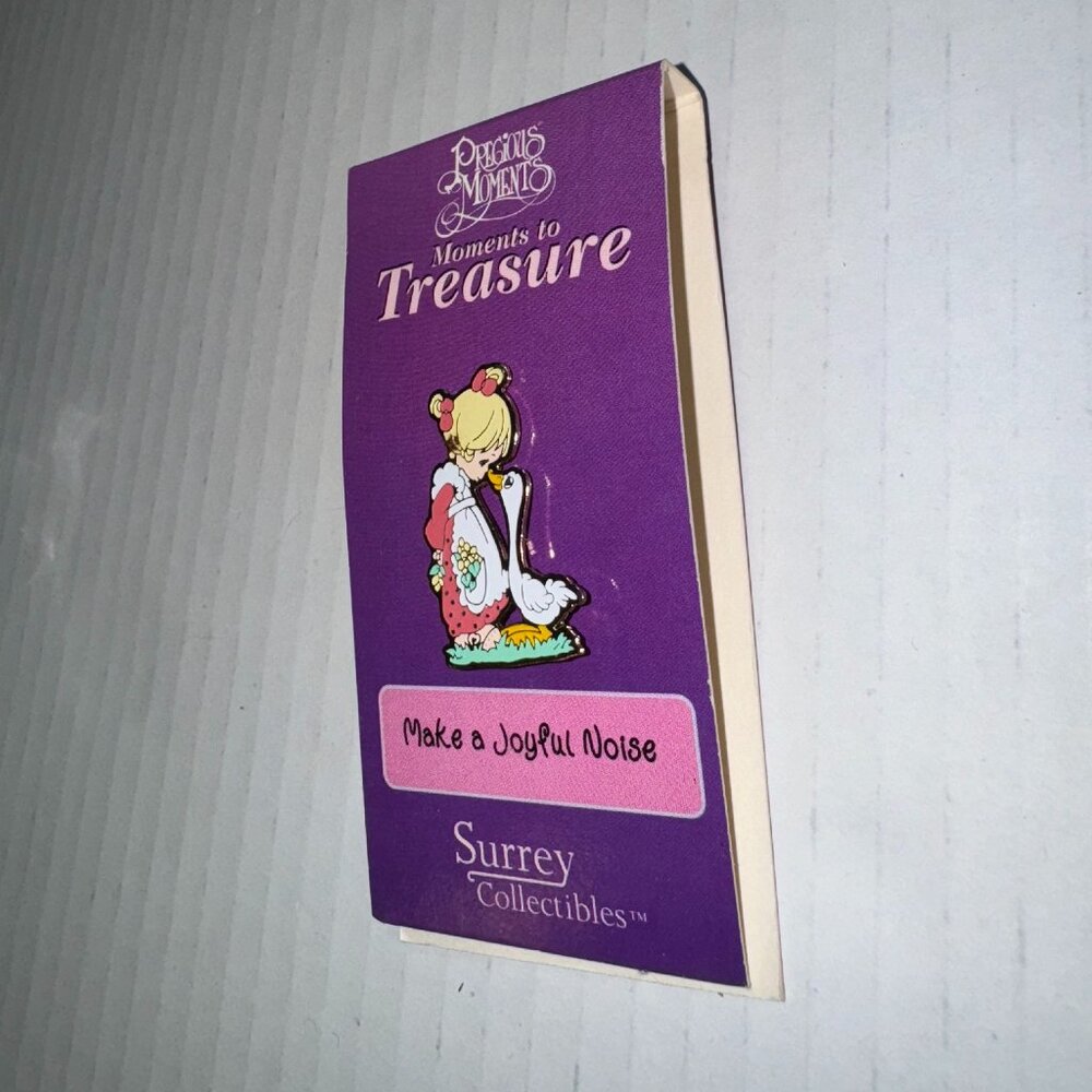 Precious Moments Vintage Pin, Make a Joyful Noise